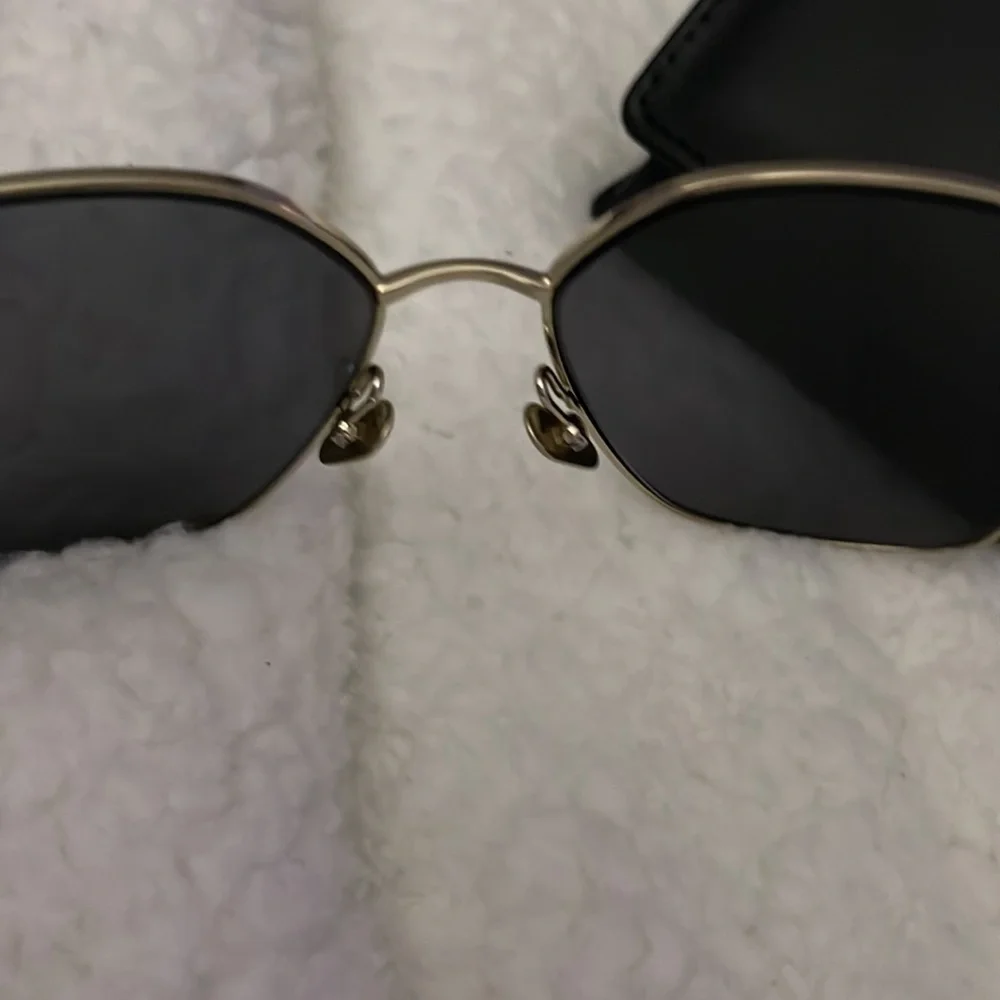 Chanel 2023 Sunglasses brand new 100% Authentic comes with everything..